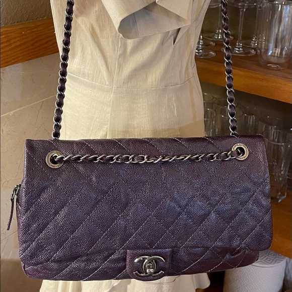 ❌SOLD❌💯Authentic Chanel XL Flap Iridescent Caviar - Picture 16 of 16